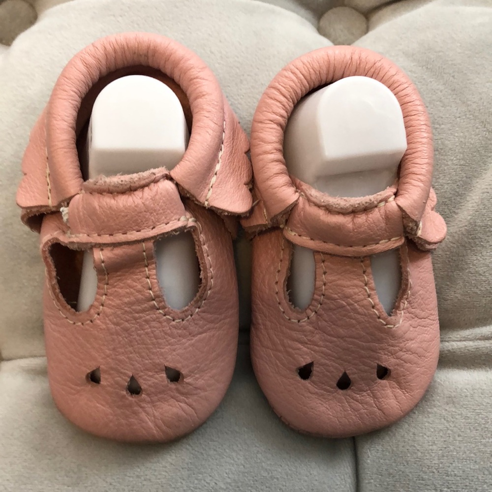 Freshly Picked blush pink Mary Janes - sz 3